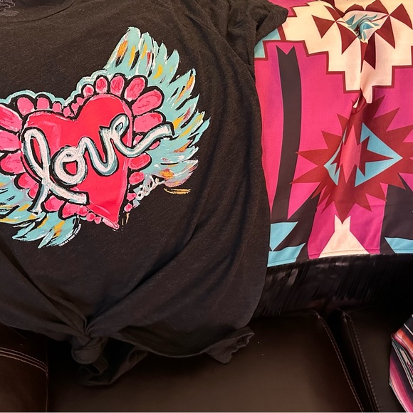 Love Heart Tee - Picture 4 of 5